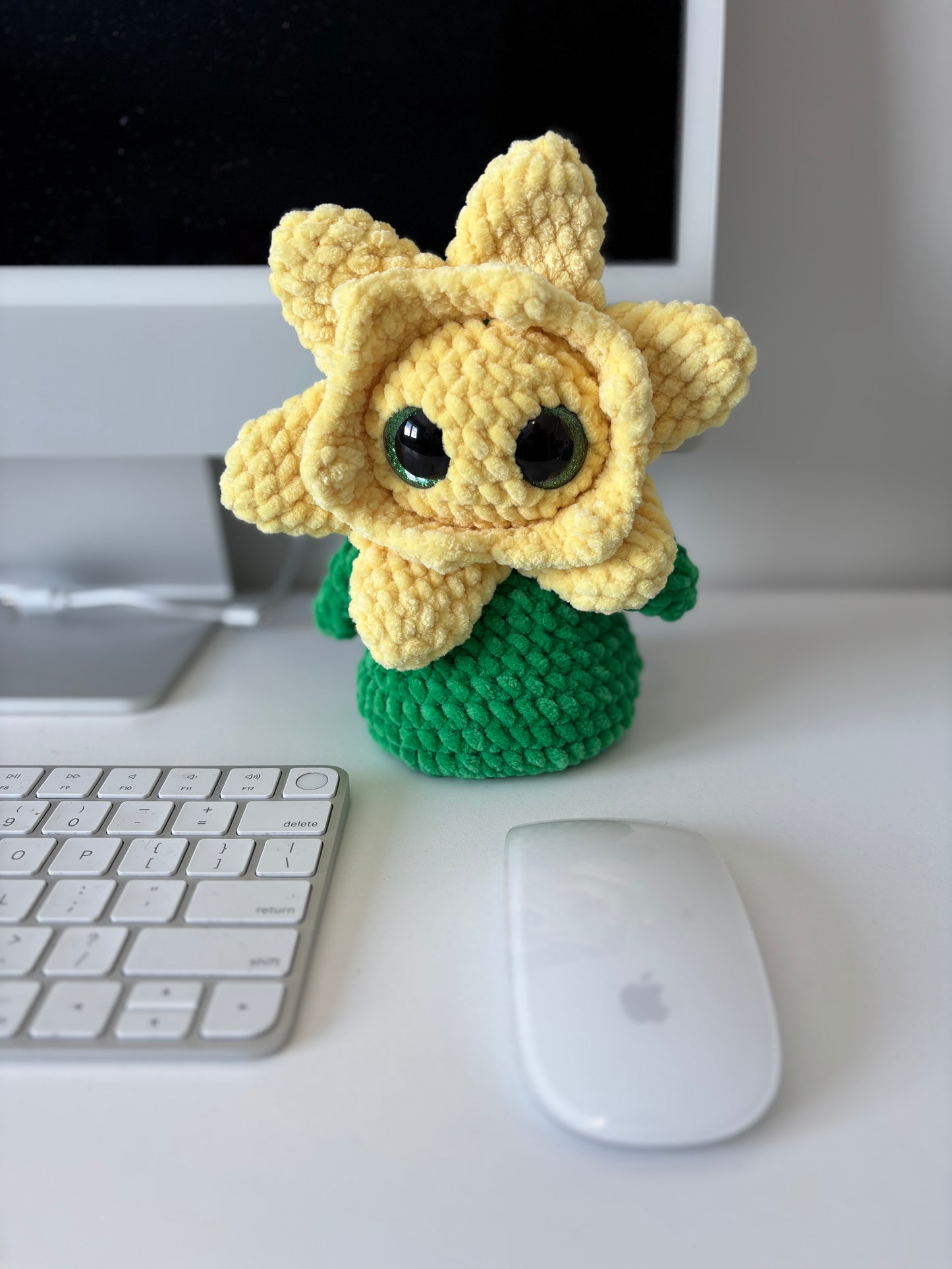 Flower Desk Pals Digital Crochet Pattern Bundle, Low Sew (PDF Pattern)
