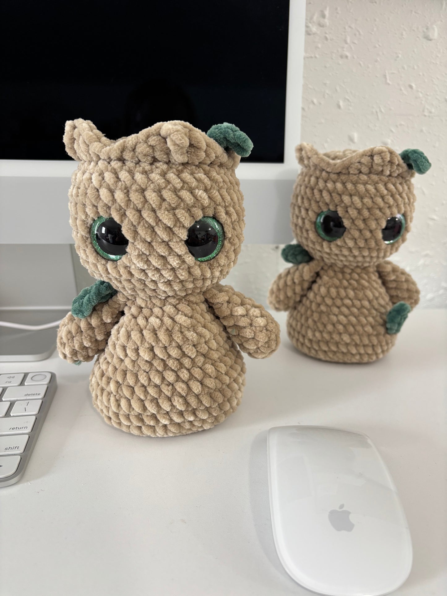 Baby Treeman Desk Pal, Digital Crochet Pattern, No Sew (PDF Pattern)