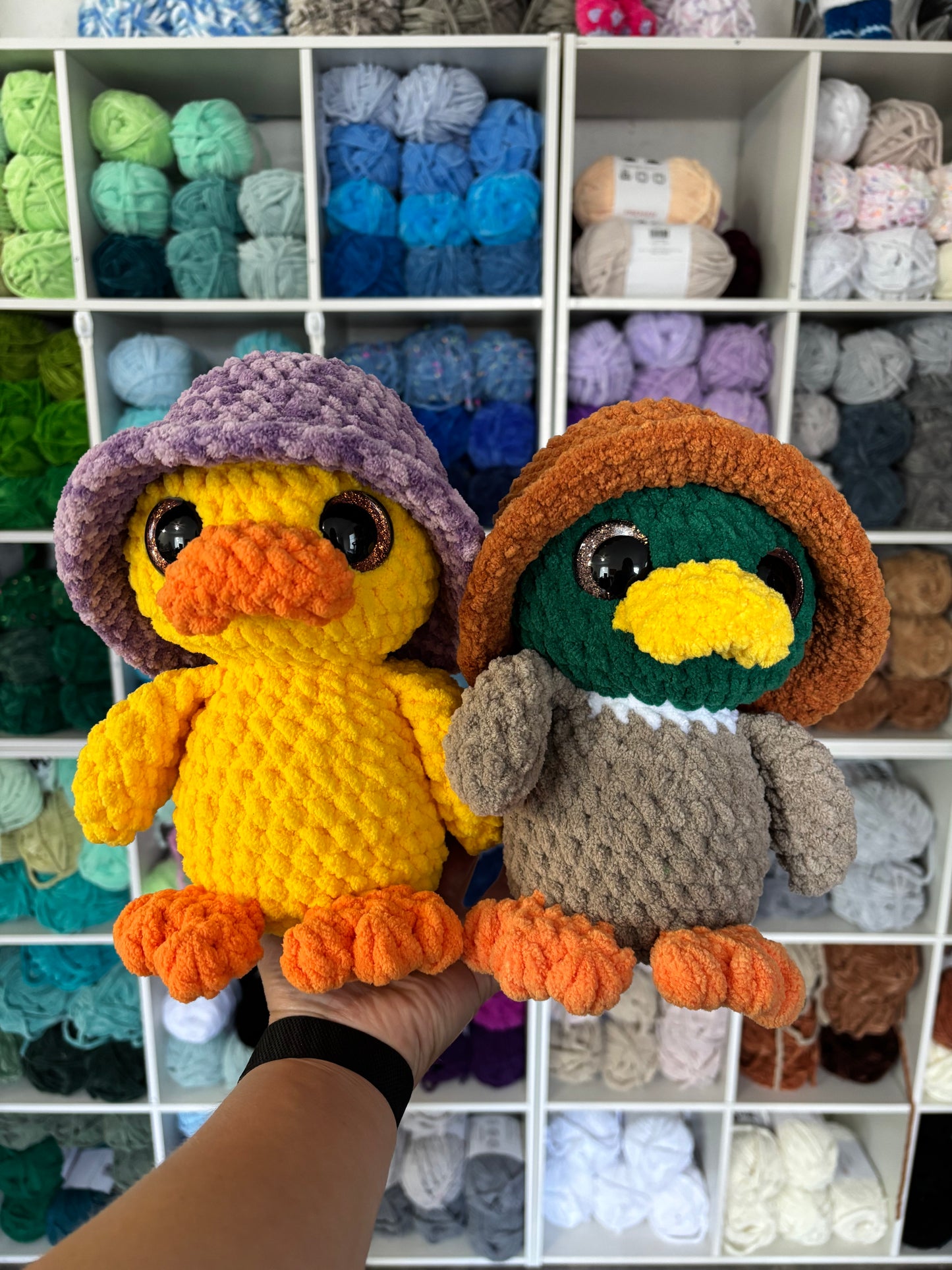 Ducky Digital Crochet Pattern, Low Sew (PDF Pattern)