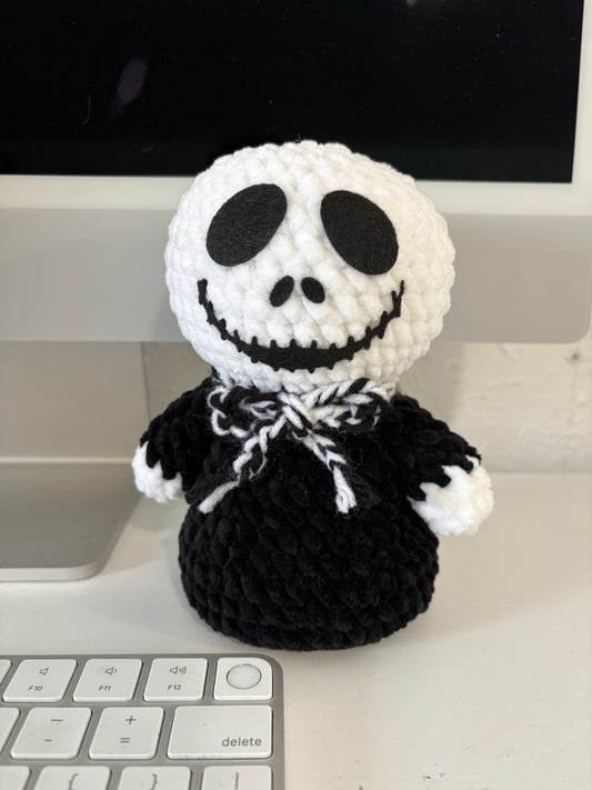 Skeleton Friend Desk Pal No Sew Digital Crochet Pattern (PDF Pattern)